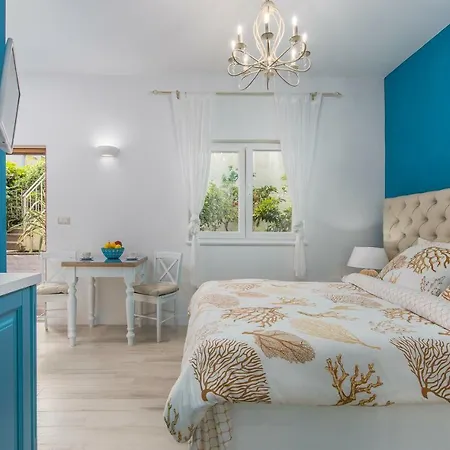 New!!! New Riva Luxury One - With Sunny Terrace & Big Garden Porec