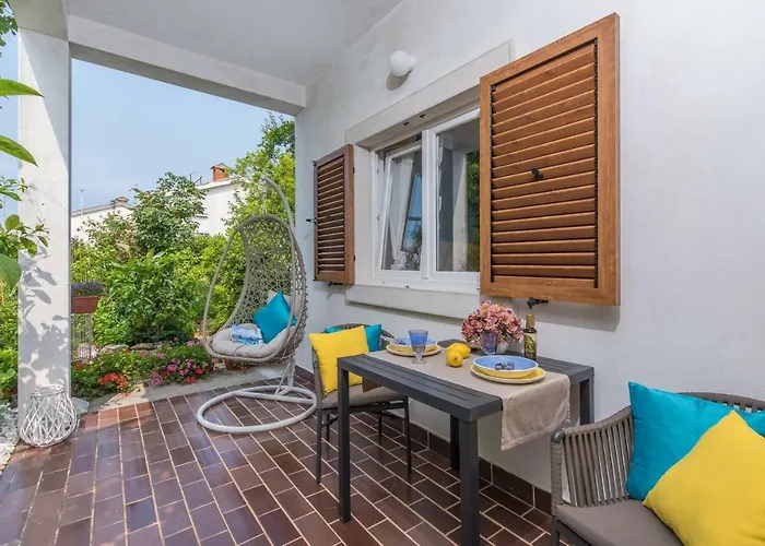 New!!! New Riva Luxury One - With Sunny Terrace & Big Garden Porec